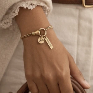 Hold On Curb Chain Bracelet