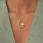 Wire Pearl Necklace