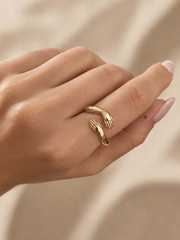 Hug Ring