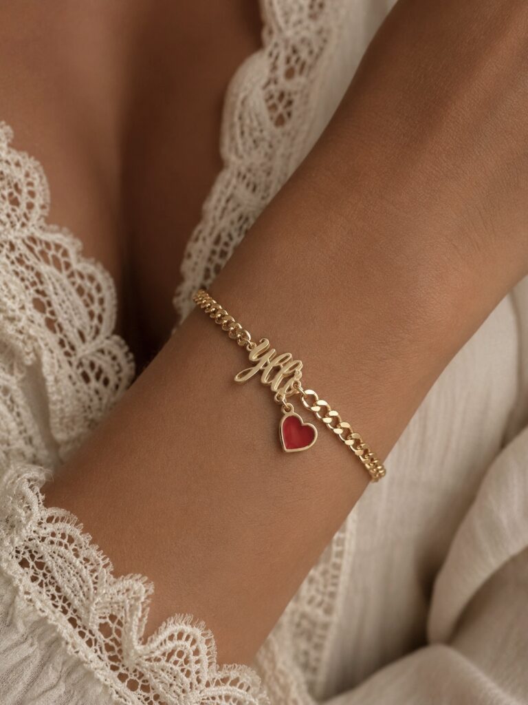 Petit Amour Personalized Bracelet