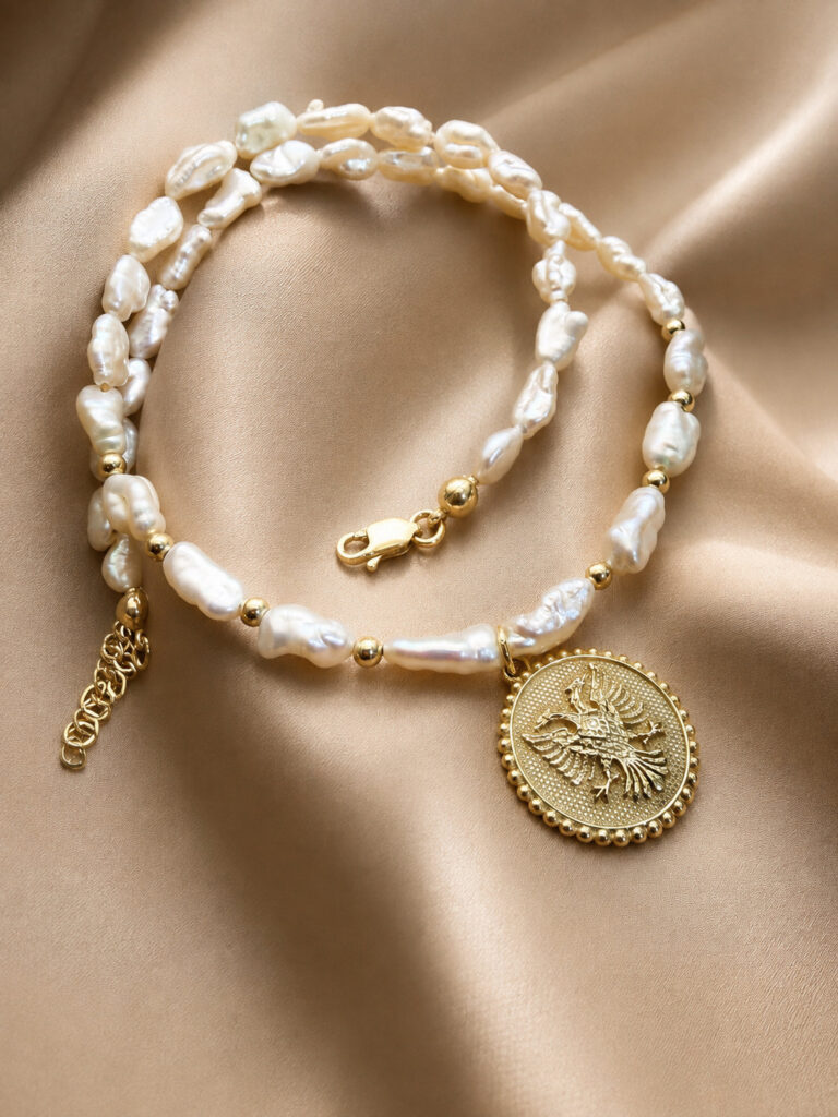 llyria Pearl Necklace