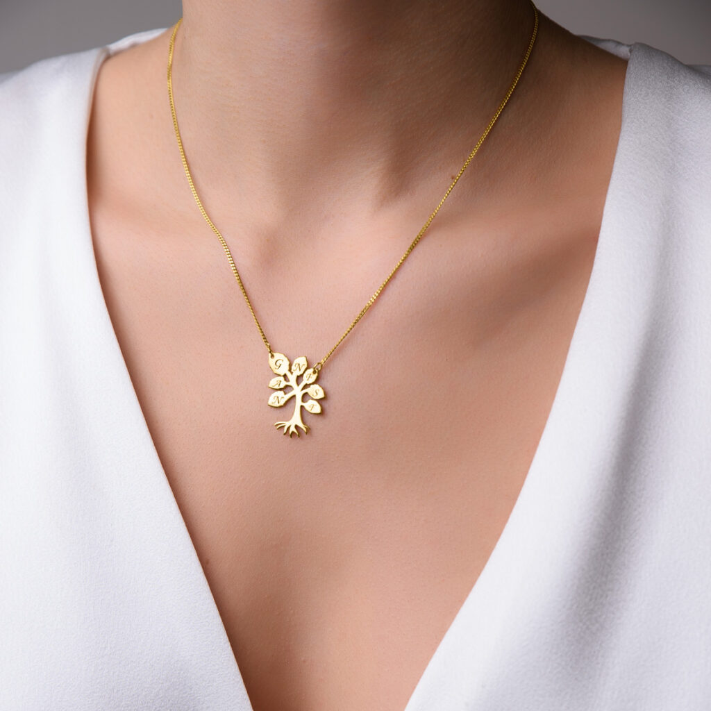 Family Tree with Seven Leaves Necklace