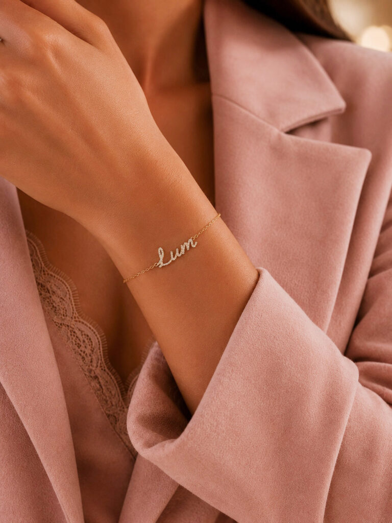 Sparkling Minimal Cursive Name Bracelet
