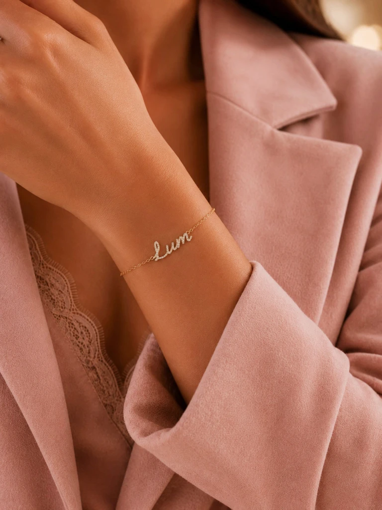 Sparkling Minimal Cursive Name Bracelet