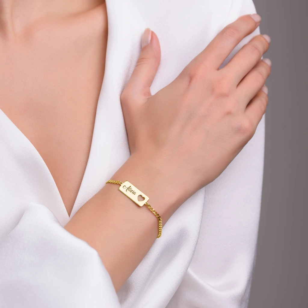Golden Heart Personalized Bar Bracelet