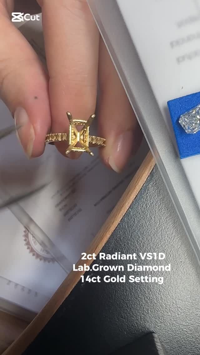Diamond Fittings 💎 2Ct VS1 Radiant Cut D Color